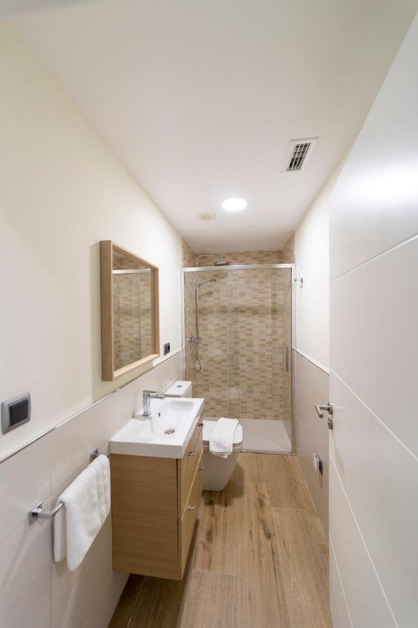 Apartamentos San Lazaro Santiago de Compostela Bagian luar foto